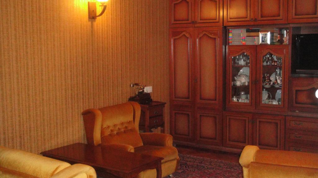 David Guest House Kutaisi Bagian luar foto